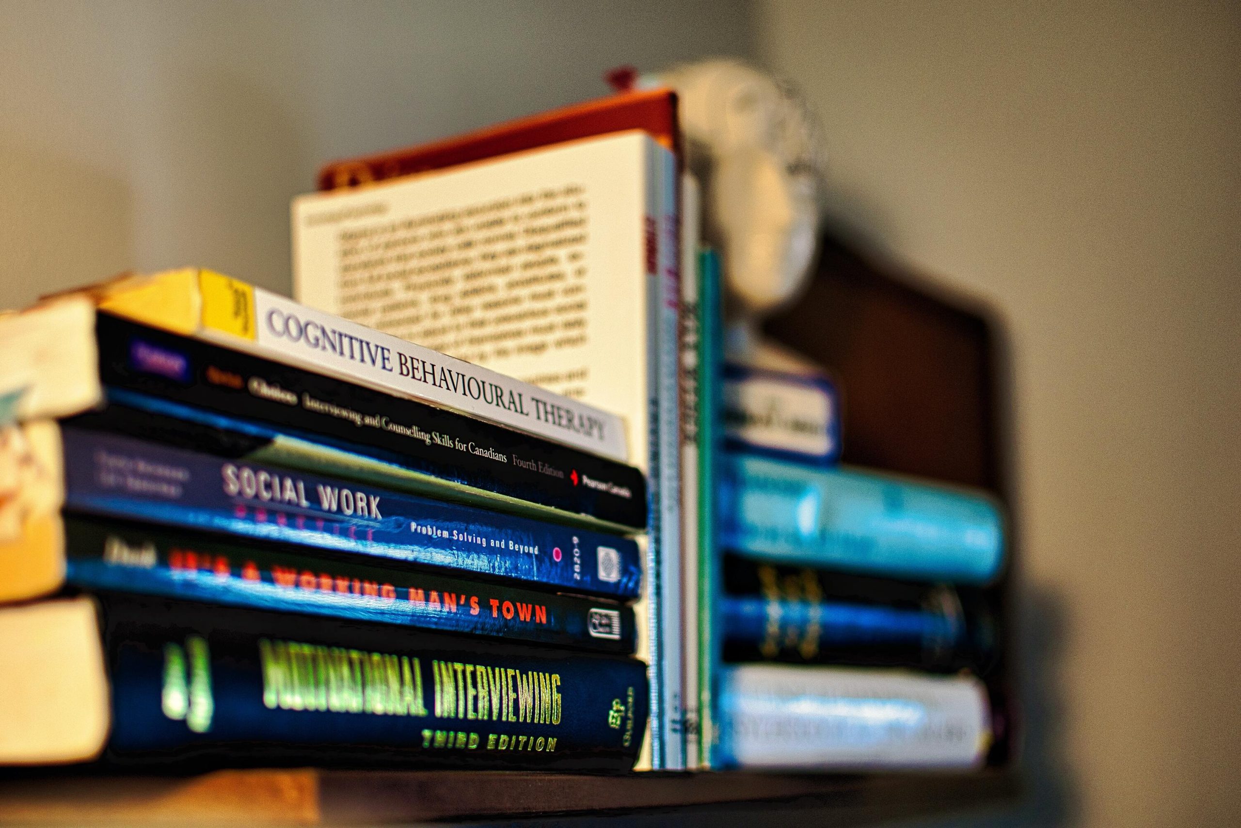 The Pros and Cons of 14 Alternative Reactive Attachment Disorder Treatments, for and by parents